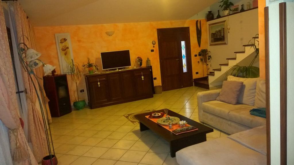 Casa Rosina Apartman Orosei Kültér fotó